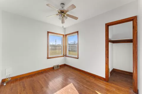 2341 33rd St, Moline, IL 61265 photo 9