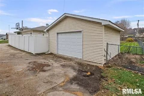 Other - 304 7th St, Hampton, IL 61256 photo 10 of 11