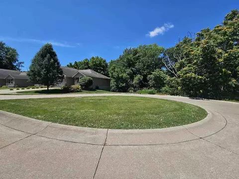 574-632 3rd St, Moline, IL 61265 photo 7