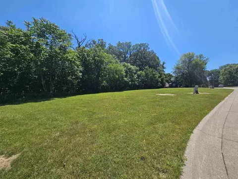 574-632 3rd St, Moline, IL 61265 photo 6