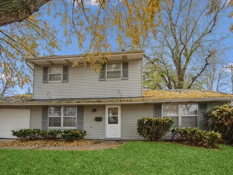 2757 W Central Park Ave, Davenport, IA 52804