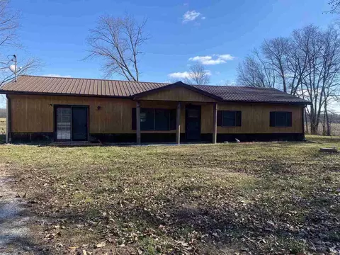 7038 Robin, Du Bois, IL 62831