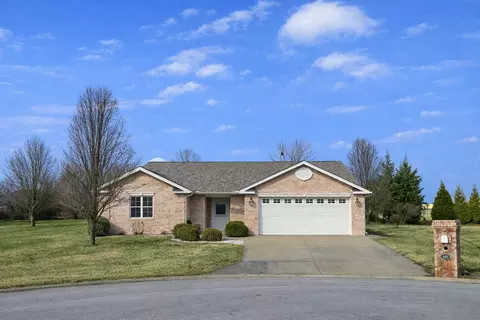 661 Lake Harbor Dr, Marion, IL 62959