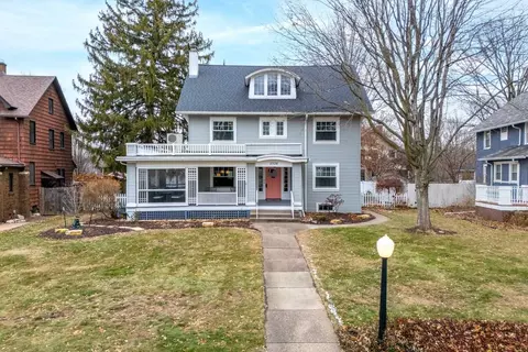 2538 Fulton Ave, Davenport, IA 52803