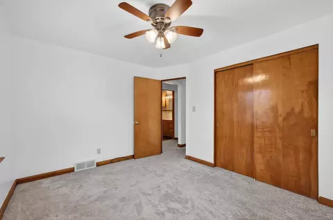 Bedroom - 502 504 48th St, Moline, IL 61265 photo 2 of 7