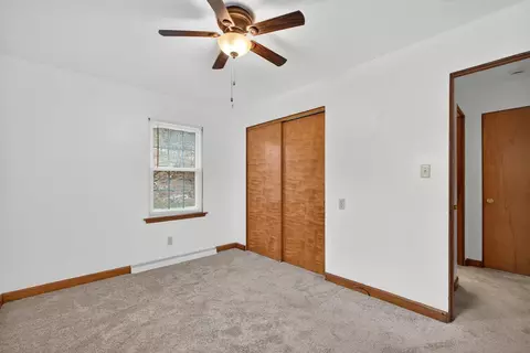 Bedroom - 502 504 48th St, Moline, IL 61265 photo 4 of 7