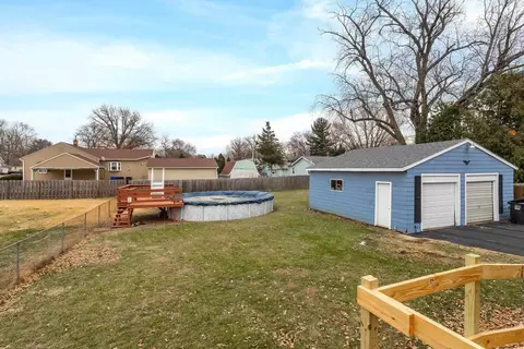 Exterior - 1806 41st St, Moline, IL 61265 photo 7 of 7
