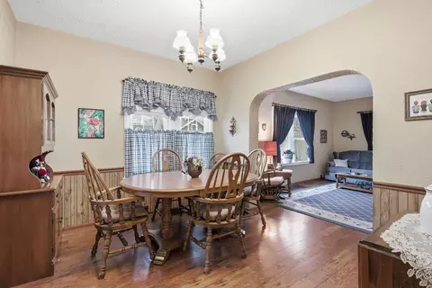 Dining - 1806 41st St, Moline, IL 61265 photo 2 of 2