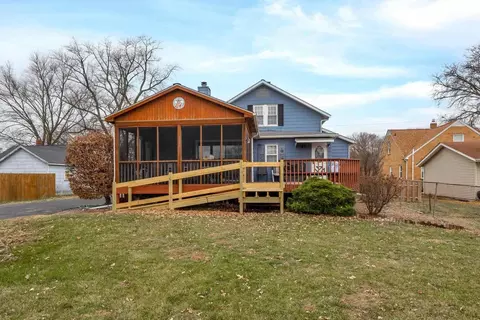Exterior - 1806 41st St, Moline, IL 61265 photo 5 of 7
