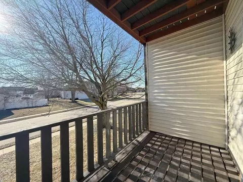 760 E Iowa St #2A, Eldridge, IA 52748 photo 10