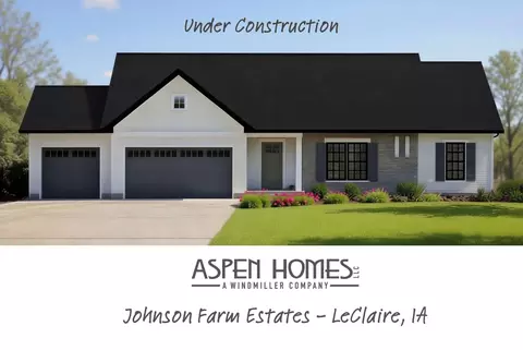 11 Viola Dr, Le Claire, IA 52753