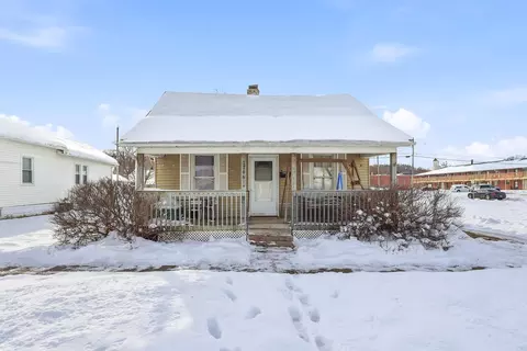 2706 5 12 Ave, Rock Island, IL 61201