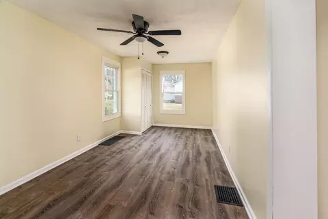 Living - 407 Church St, Christopher, IL 62822 photo 3 of 4