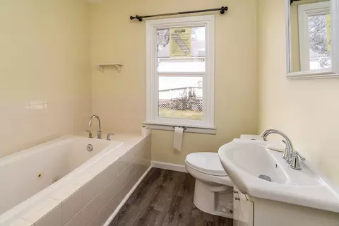 Bath - 407 Church St, Christopher, IL 62822 photo 3 of 5