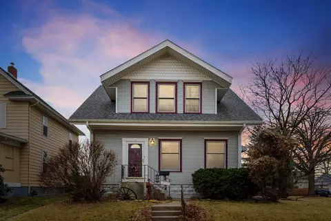 1757 W 17th St, Davenport, IA 52804