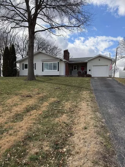 109 S Beaucoup St, Pinckneyville, IL 62274