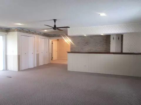 Living - 306 College Blvd, Carmi, IL 62821 photo 6 of 6