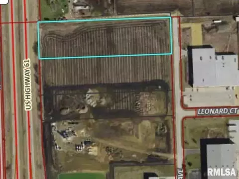 800 N 16th Ave, Eldridge, IA 52748