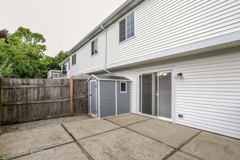32 Pine Cir, Cary, IL 60013 photo 15