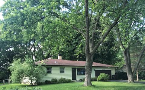 2308 Manor Ln, Mchenry, IL 60051 photo 2