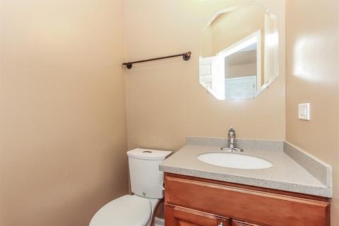 653 Biltmore Dr, Bartlett, IL 60103 photo 15