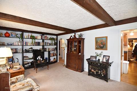 123 S Williston St, Wheaton, IL 60187 photo 2