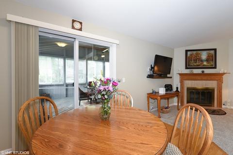 800 Hackberry Ln, Algonquin, IL 60102 photo 6
