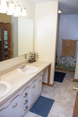 302 Scenic St, Morrison, IL 61270 photo 13
