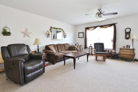 1593 Schubert Dr, Morris, IL 60450 photo 2