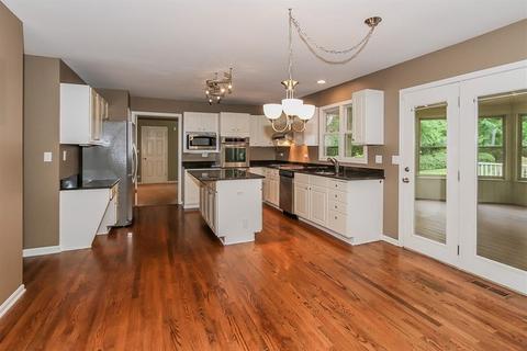 5704 Whiting Dr, Mchenry, IL 60050 photo 15