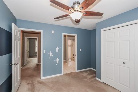 5704 Whiting Dr, Mchenry, IL 60050 photo 27
