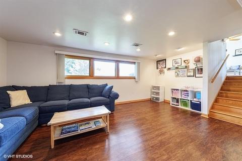 2140 Plainfield Dr, Des Plaines, IL 60018 photo 7