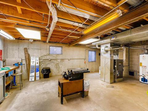 3880 Charlemagne Dr, Hoffman Estates, IL 60192 photo 25