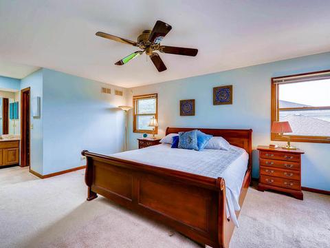 3880 Charlemagne Dr, Hoffman Estates, IL 60192 photo 15