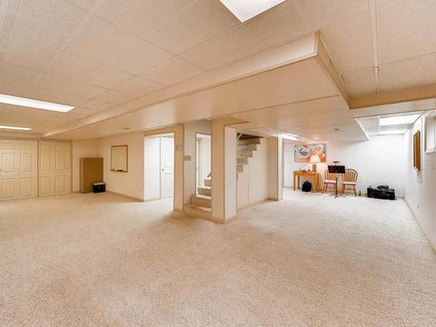 3880 Charlemagne Dr, Hoffman Estates, IL 60192 photo 24