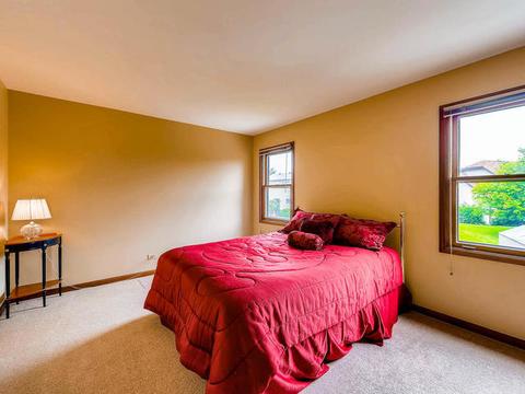 3880 Charlemagne Dr, Hoffman Estates, IL 60192 photo 19