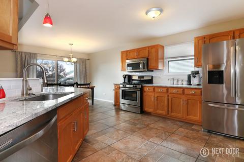 1502 Skylark Ln, Plainfield, IL 60586 photo 9