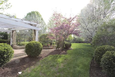 1070 E 4th St, Aurora, IL 60502 photo 18