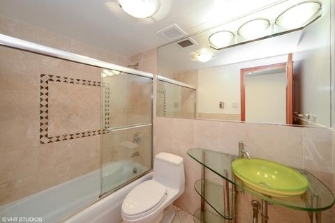 175 E Delaware Pl #6012, Chicago, IL 60611 photo 8