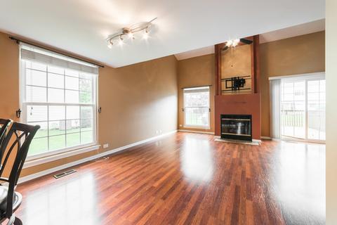 1689 Pebble Beach Cir, Elgin, IL 60123 photo 9