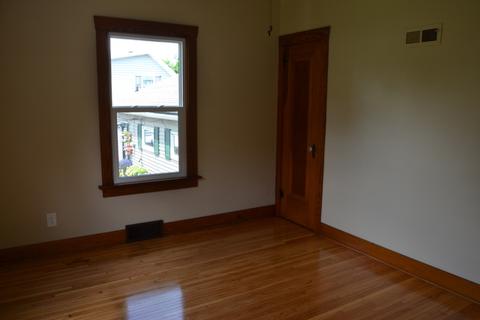 1610 Pike St, Peru, IL 61354 photo 9