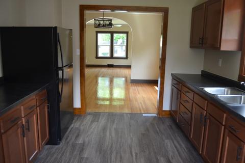 1610 Pike St, Peru, IL 61354 photo 25