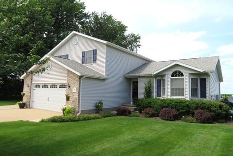 1908 E 41st St, Sterling, IL 61081 photo 1
