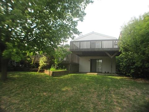 106 Lilac Ct, Rolling Meadows, IL 60008 photo 4