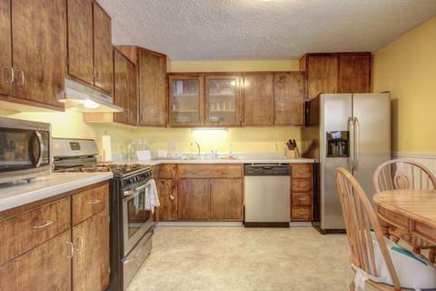 1111 Maplepark Dr, Champaign, IL 61821 photo 6