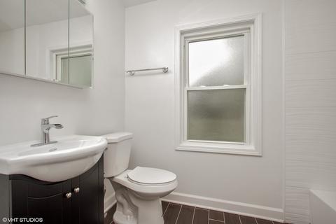 9155 S Carpenter St, Chicago, IL 60620 photo 8