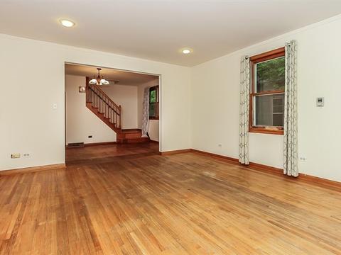 17 Lovell St, Elgin, IL 60120 photo 3