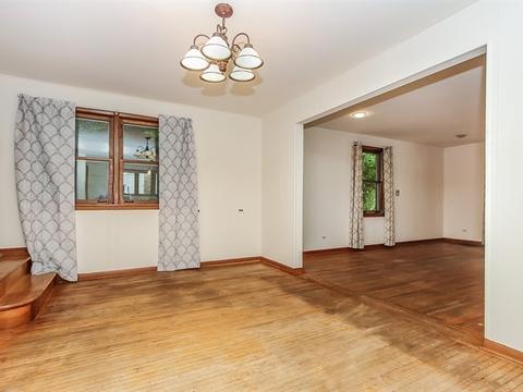 17 Lovell St, Elgin, IL 60120 photo 6