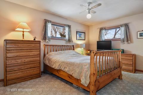 260 Westview St, Hoffman Estates, IL 60169 photo 11