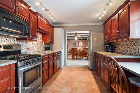 260 Westview St, Hoffman Estates, IL 60169 photo 6